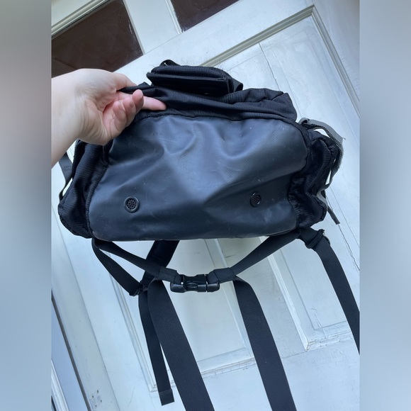 Oakley Tactical Field Gear Backpck - Picture 2 of 7